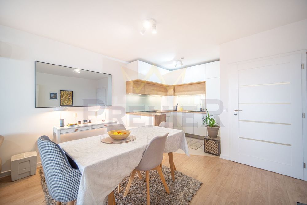 Продава се Тристаен апартамент в Варна, м-т Траката - 108 кв.м за 1370 €/кв.м - Снимка #1