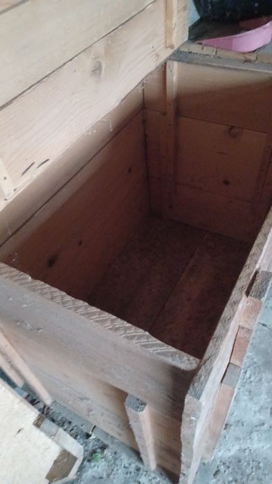 Vând hambar ( lăzi) cereale