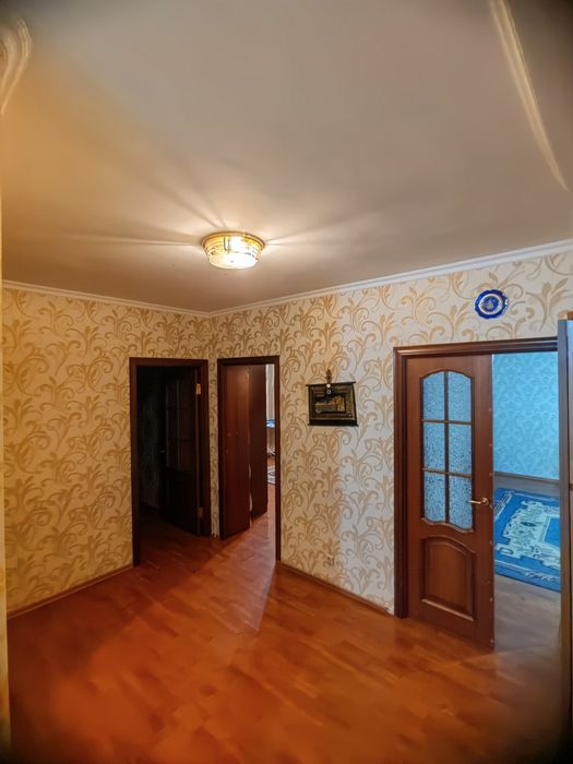 Продам 3 комнатную квартиру