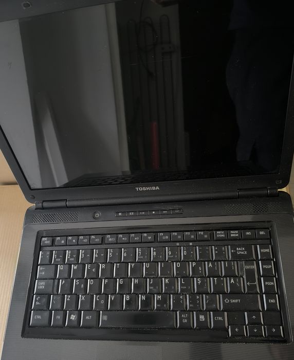laptop toshiba nou - Laptopuri Alt brand la preț mic | OLX.ro