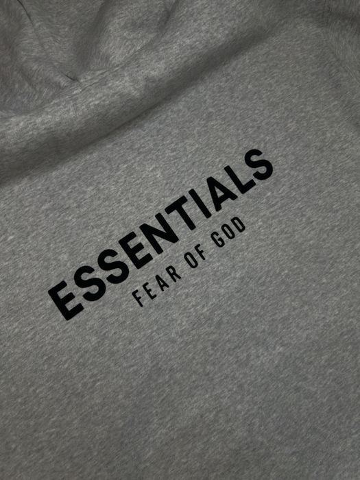 Essentials S