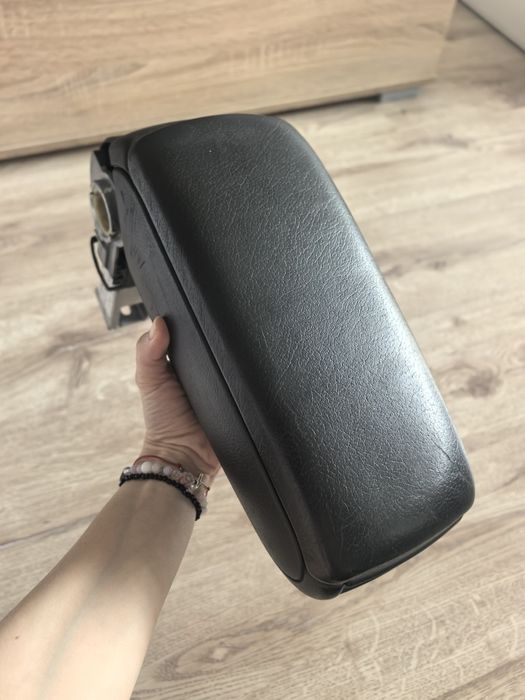 Подлакътник за Ауди А6 Ц5