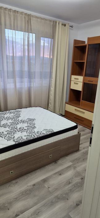 PF Inchiriez Ap 2 CAM  61 MP, parcare