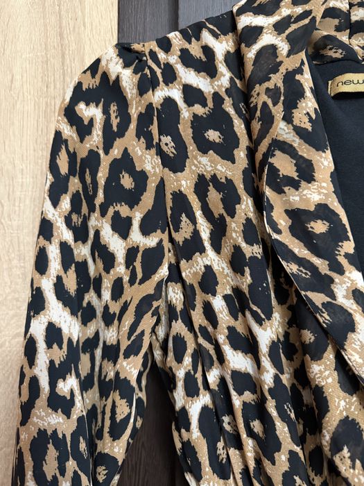 Красива рокля в леопардов принт