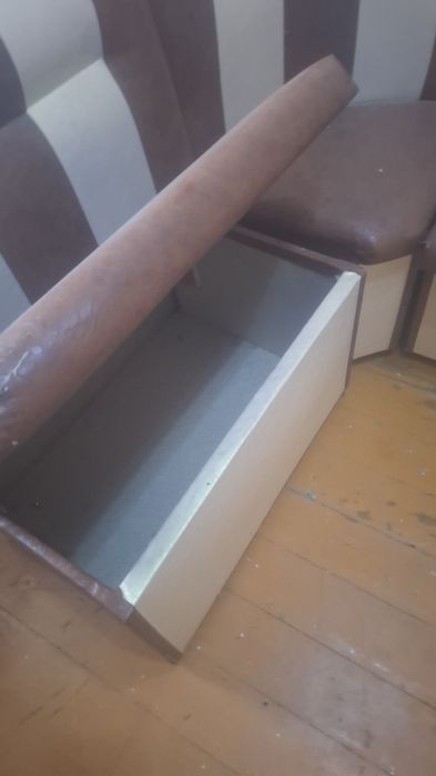 Кухоный уголок  .