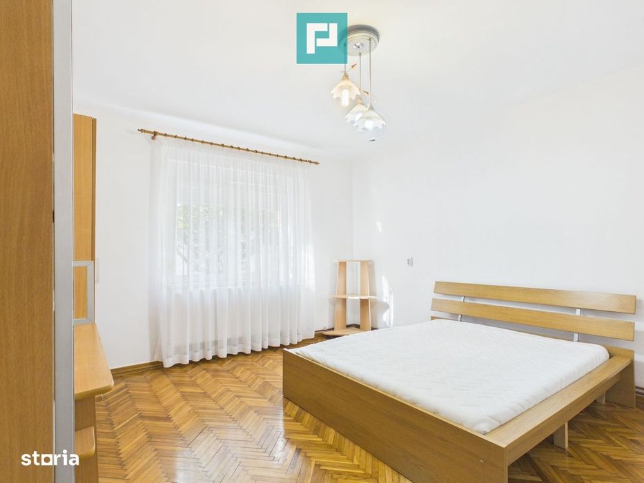 Casă cu 2 apartamente în Grădiște