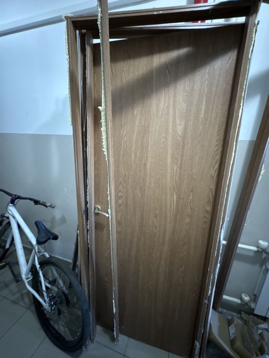 Продается межкомнатные двери