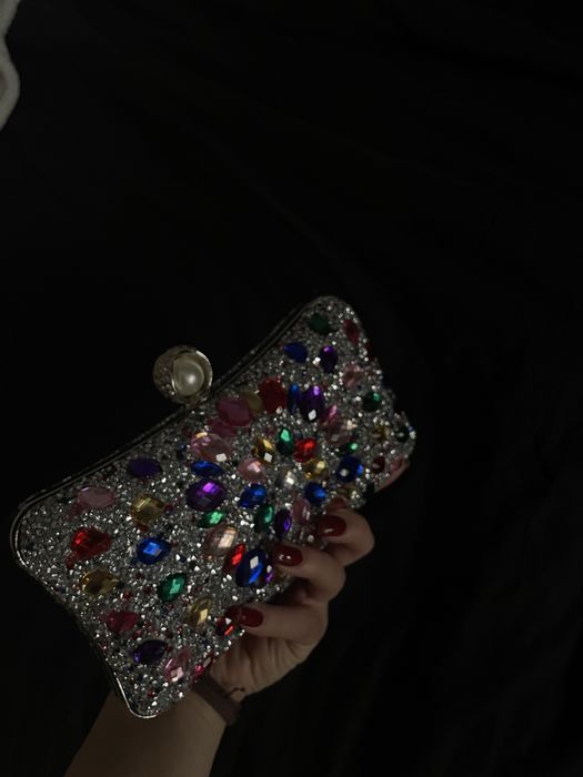 Дамски клъч