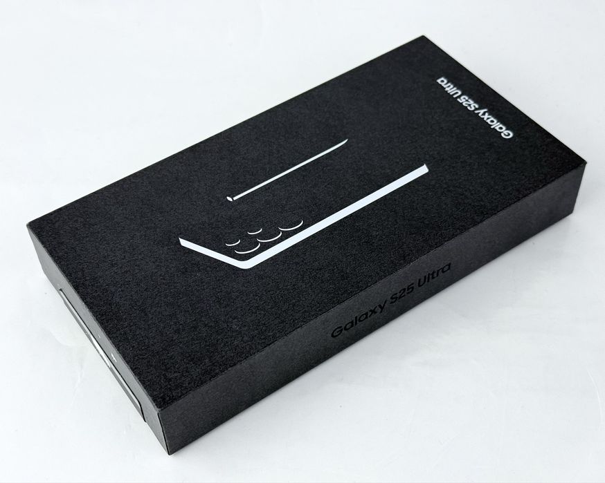НОВ! Samsung Galaxy S25 Ultra 5G 256GB 12RAM Gray Гаранция!