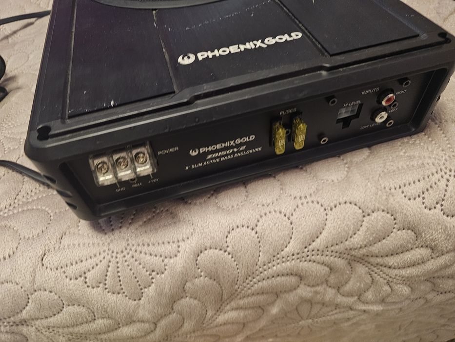 Subwoofer auto activ