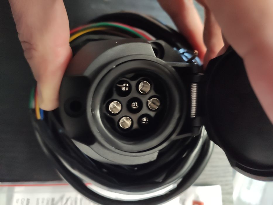 Инсталация за теглич,полски халогени