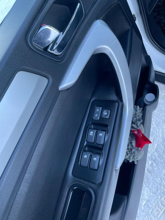 Продам jac s3. 2017г. Газ бензин