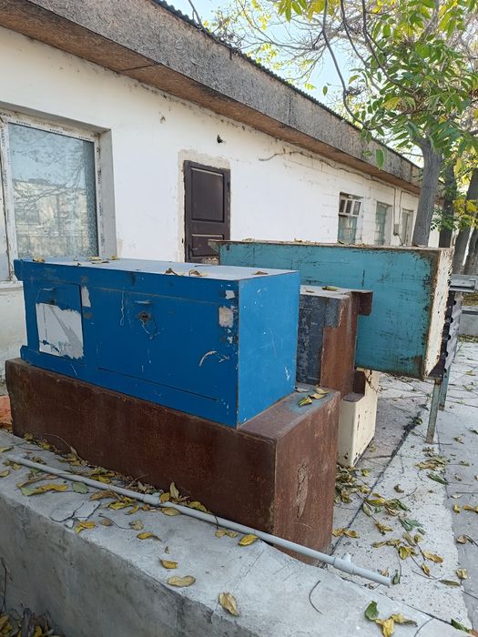 Сейфы б/у различных размеров