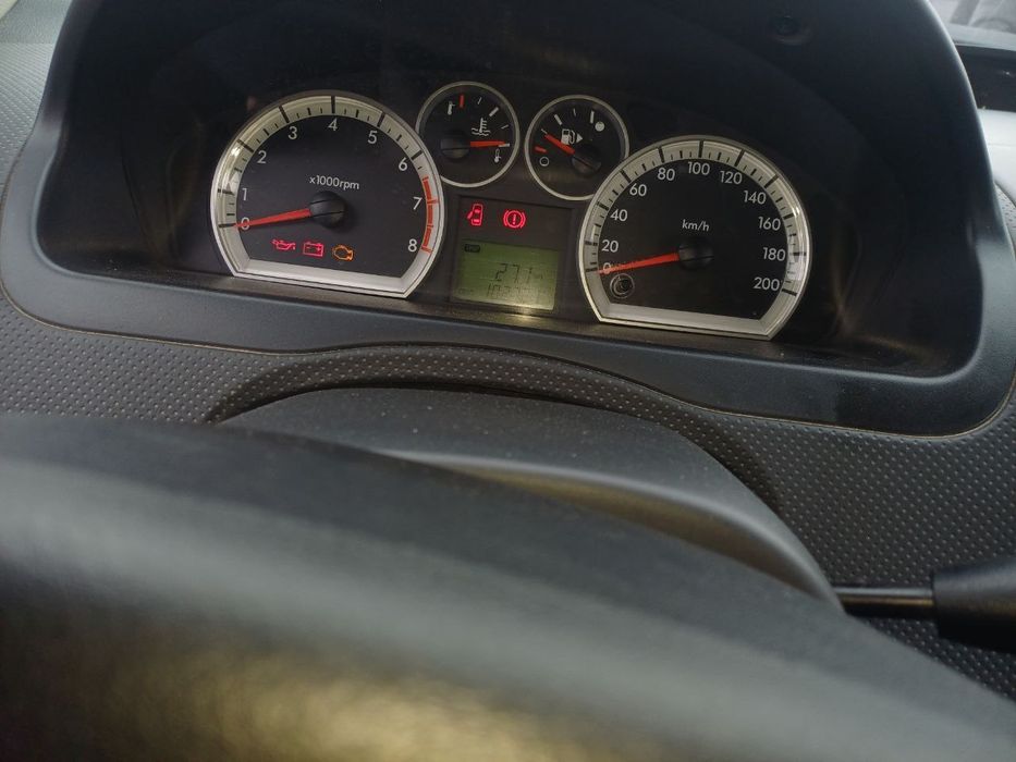 Nexia 3 ravon sotiladi