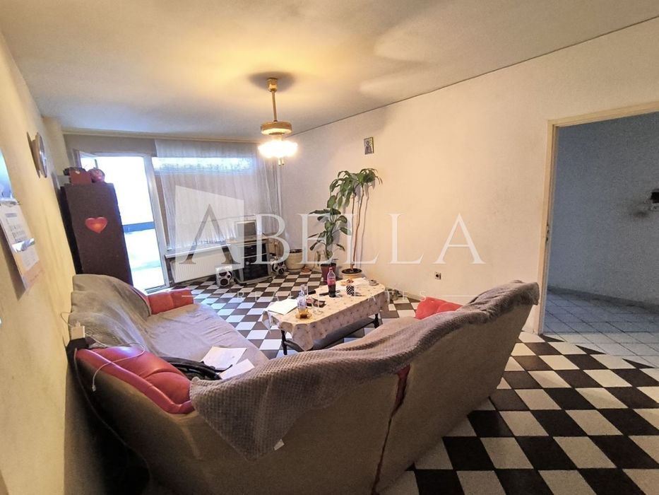 Продава се Четиристаен апартамент в София, Сухата река - 91 кв.м за 1009 €/кв.м - Снимка #2