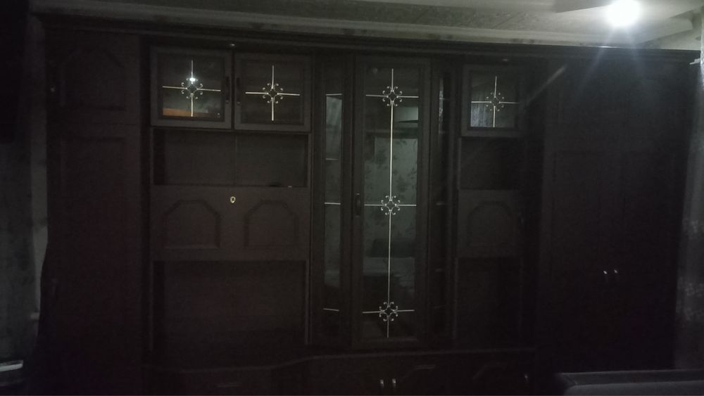 Стенка в гостинную