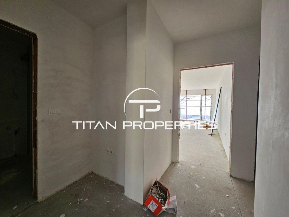 Продава се Тристаен апартамент в Варна, Бриз - 118 кв.м за 1448 €/кв.м - Снимка #2