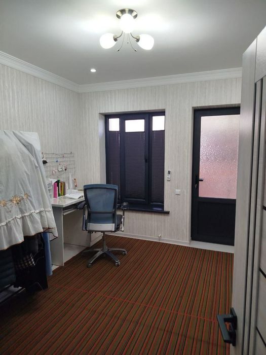 Новый двухэтажный дом в Яккасарайском районе за 130.000