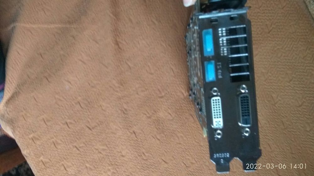 Видео карта  SAPPHIRE NITRO RD 9 380 2gB