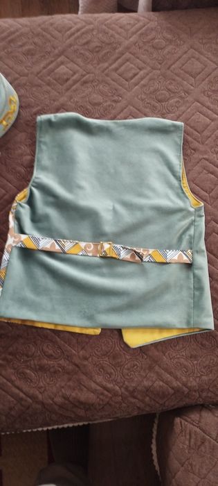 Жилетка на мальчика