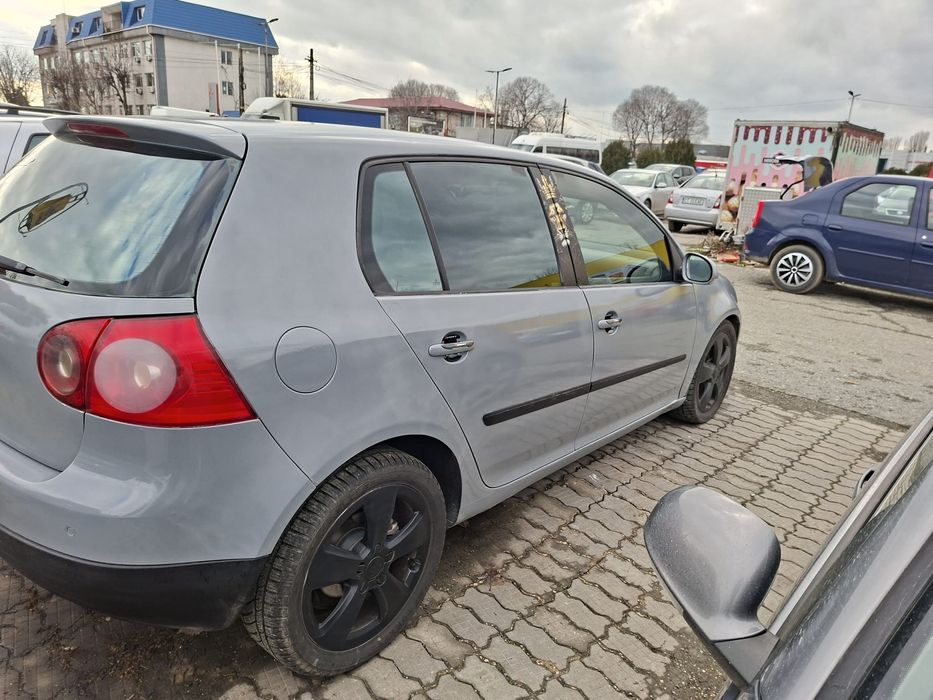 Vând VW Golf, V .19 TDi
