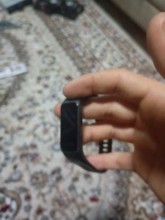 Продам фитнес браслет часы