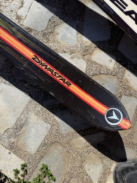 Два комплекта ски Dynastar и Head