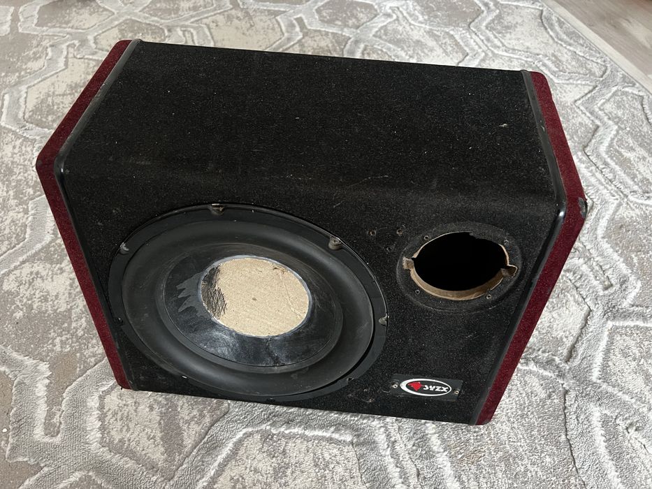 Продам сабвуфер рабочий