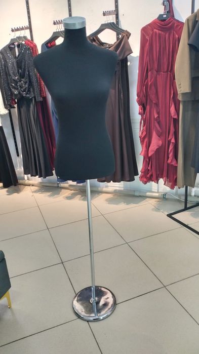 Маникен 3000 тенге