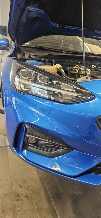 Лява и дясна решетка за предна броня + халоген Ford Focus ST