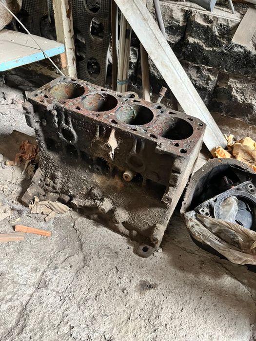 Продам блок от гольф-3