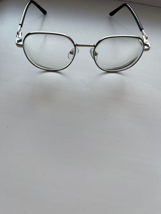 Продам очки для зрения 8000 тг