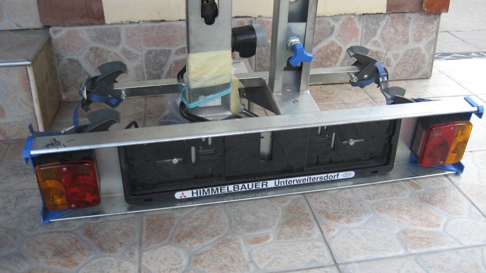 Vand suport de biciclete ptr agatat la carlig de masina