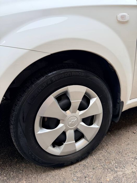 Срочно продается Нексия 3 в идеальном состоянии