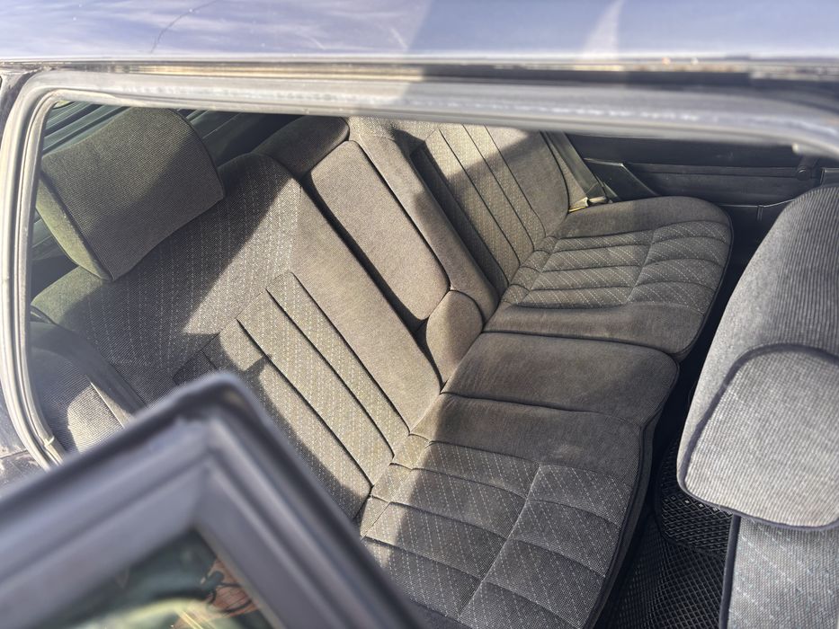 Продам Passat b3 универсал  в хорошем состояние !