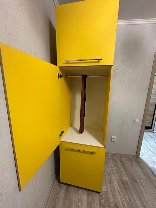 Продам шкаф. В хорошем состоянии