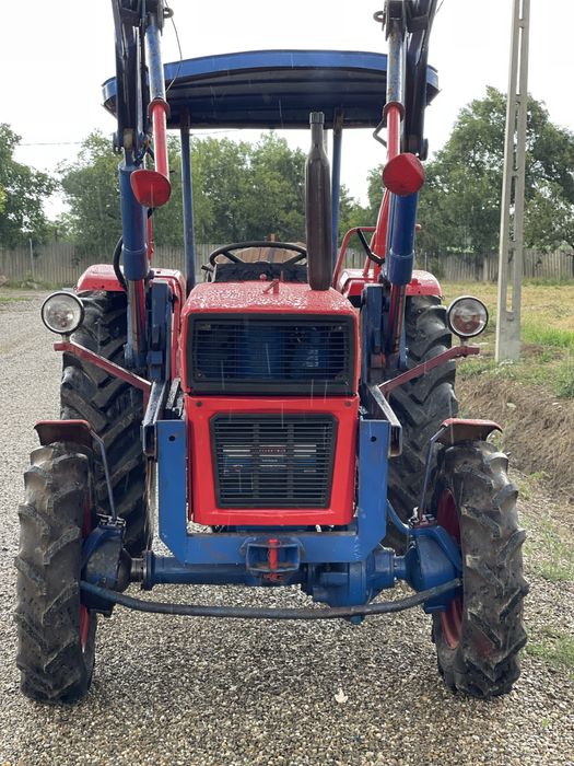 UTB 550 DT cu incarcator