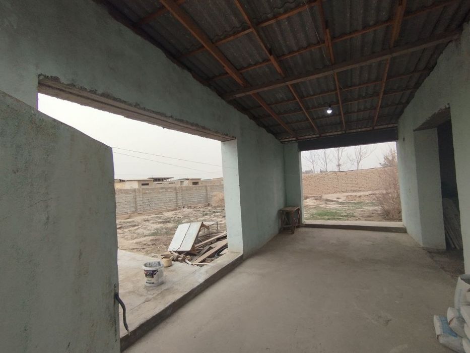 Uchastka yer qoʻrgʻonni yonida