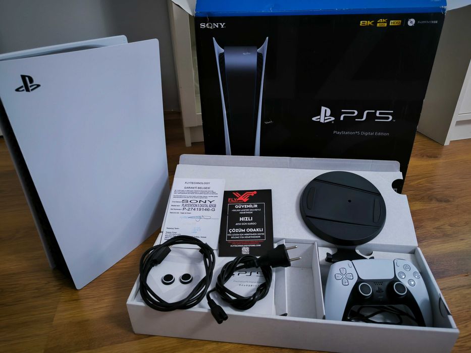 PlayStation 5 Digital Edition фулл комплект!