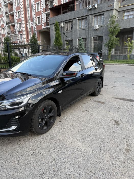 Chevrolet Onix redline 2024