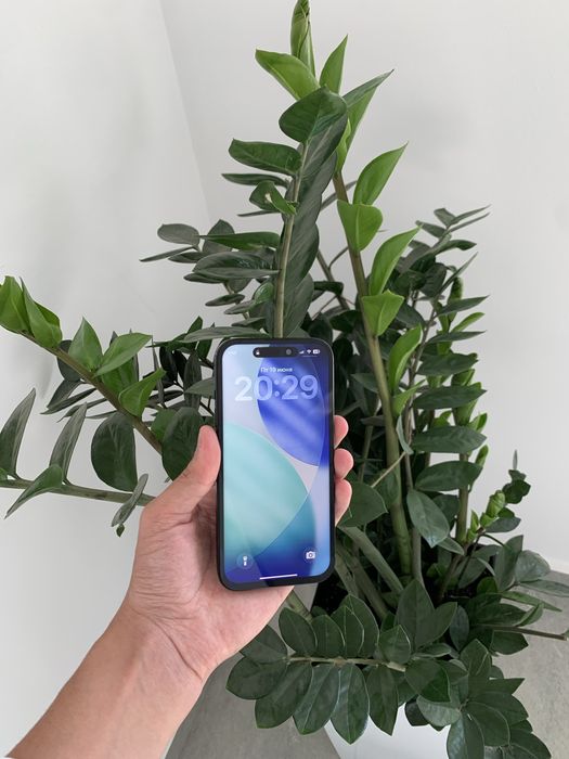 Продам срочно iPhone 15 128GB