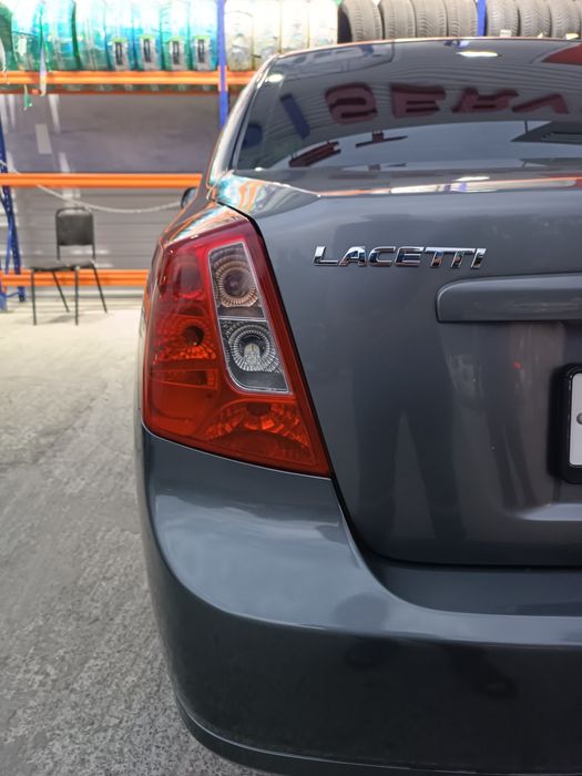 Gentra orqa stop sotiladi