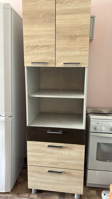 Продам кухонный комод.