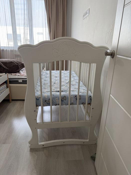 Детская кроватка