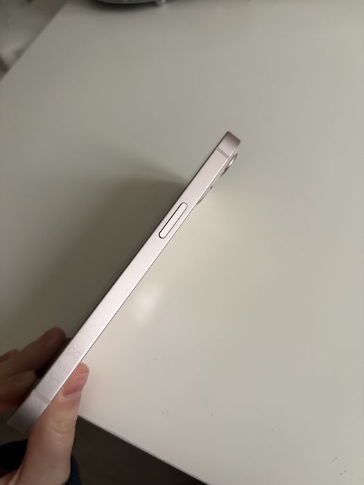 Iphone 13 Roz, stare bună