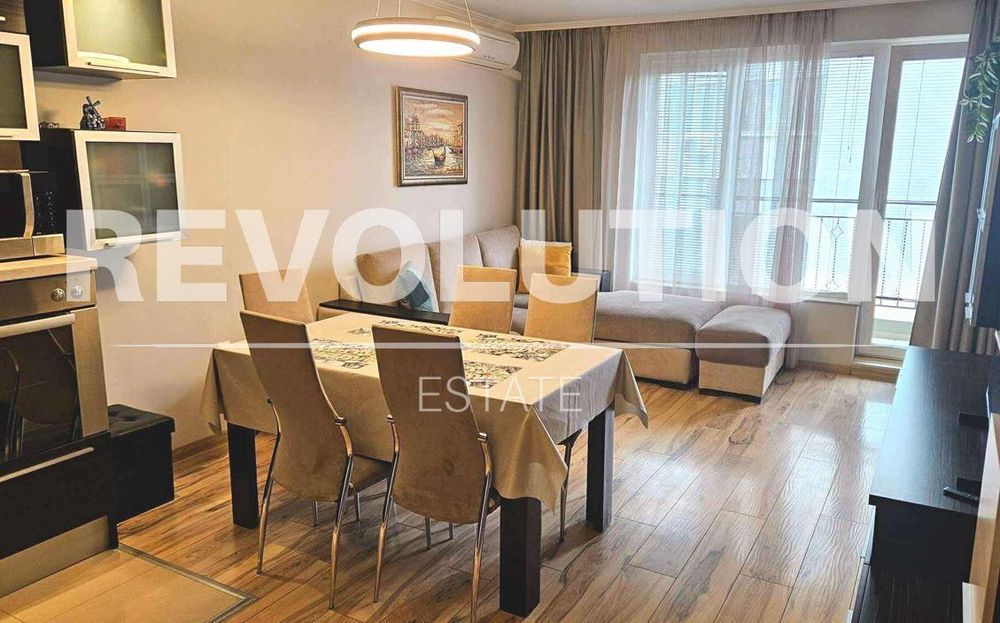 Дава се под наем Тристаен апартамент в Варна, Левски - 95 кв.м за 707.88 € - Снимка #1