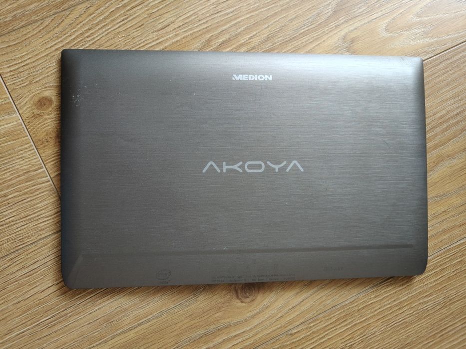 Tableta Medion Akoya P2212T
