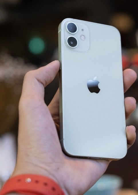 iphone 12 mini в отличном состоянии