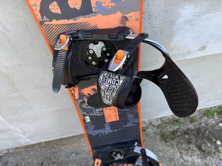 Placa snowboard Head Flocka LFW 4D 158cm cu legături Head