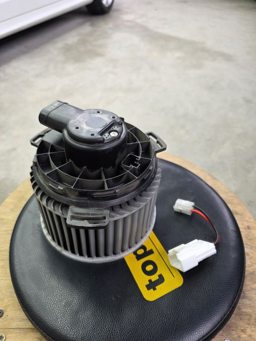 Вентилатор парно Mazda 3 BL 2009-2013